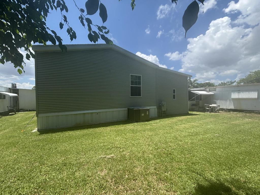 SEA MEADOWS - Residential