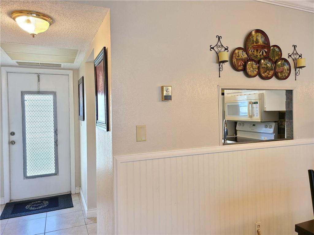 HAWAIIAN GARDENS - Residential