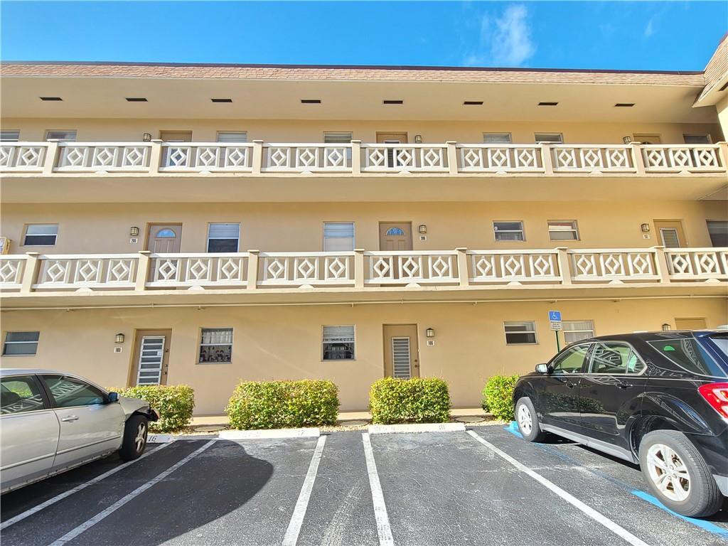 HAWAIIAN GARDENS - Residential