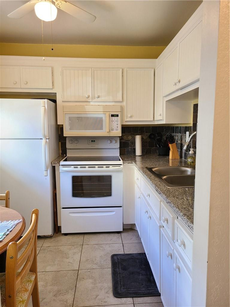 HAWAIIAN GARDENS - Residential