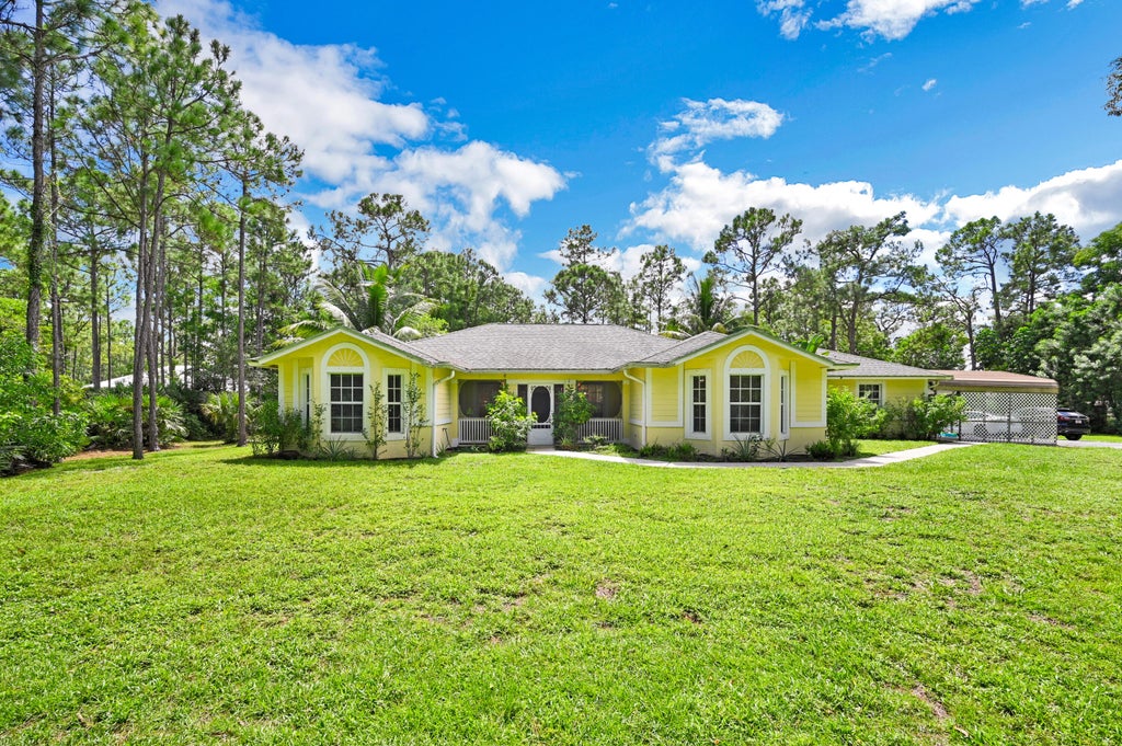 Photo of 13108 151st Lane N, Jupiter, FL 33478 (MLS # R11025131)