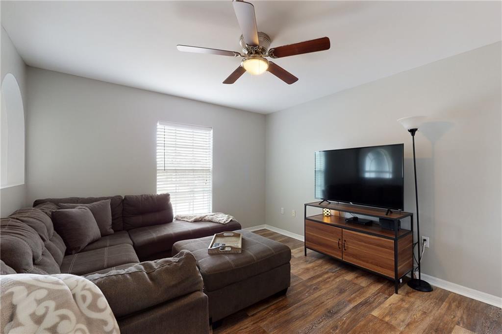 VERO LAKE ESTATES - Residential