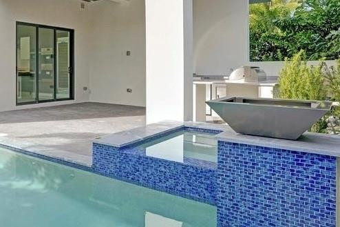 4524 Seagrape Drive 2 South