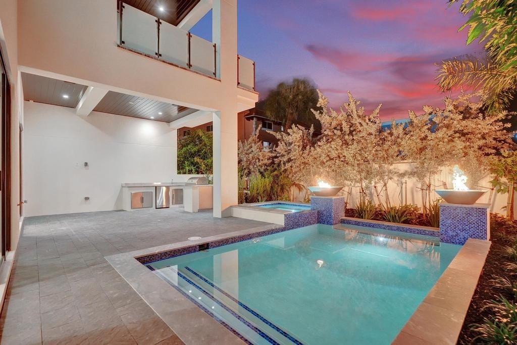 SILVER SHORES SEC OF LAUDERDALE - Residential