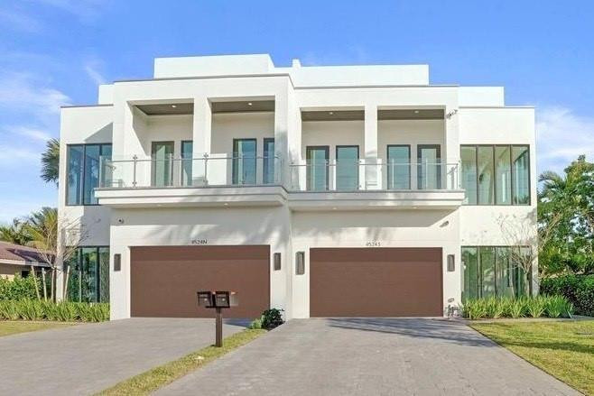 4524 Seagrape Drive 2 South