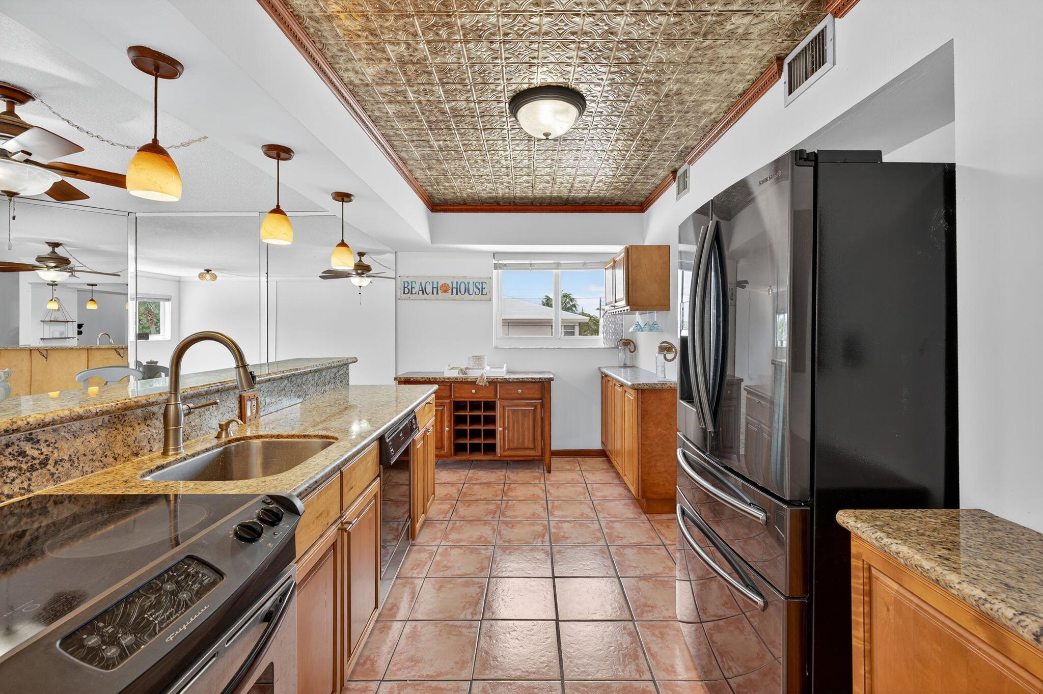 180 SE 20th Avenue 201