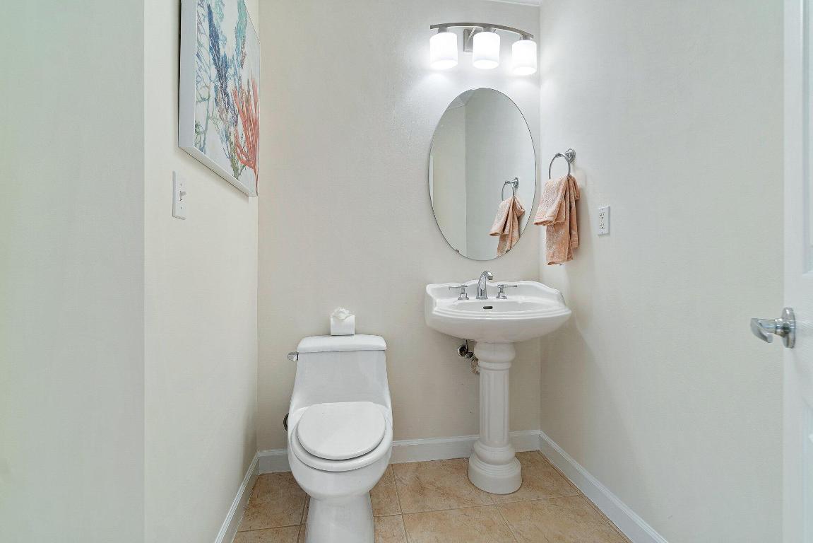 JUNO OCEAN KEY CONDO - Residential Lease