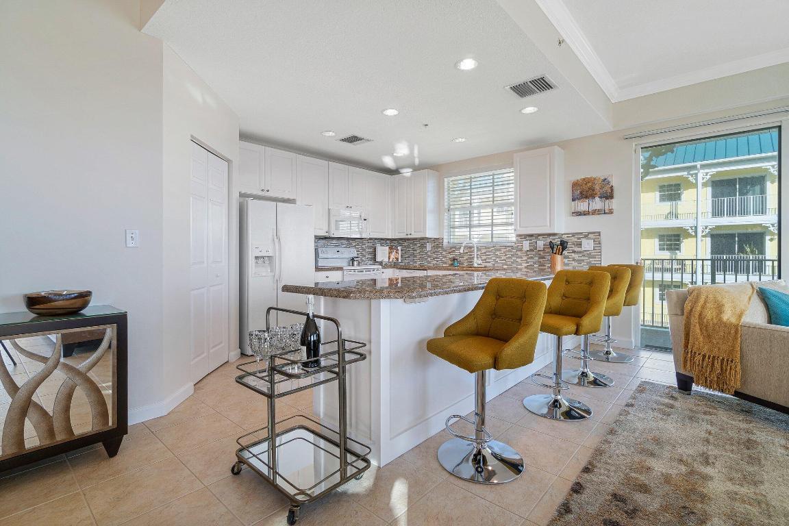 JUNO OCEAN KEY CONDO - Residential Lease