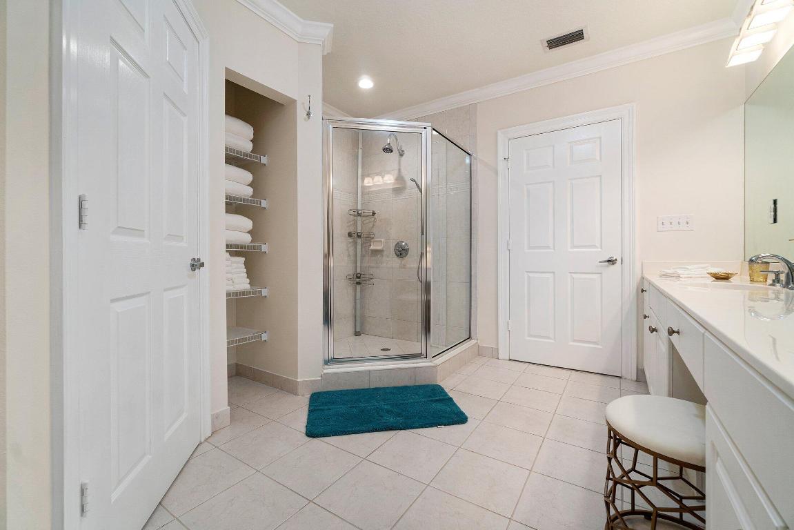 JUNO OCEAN KEY CONDO - Residential Lease