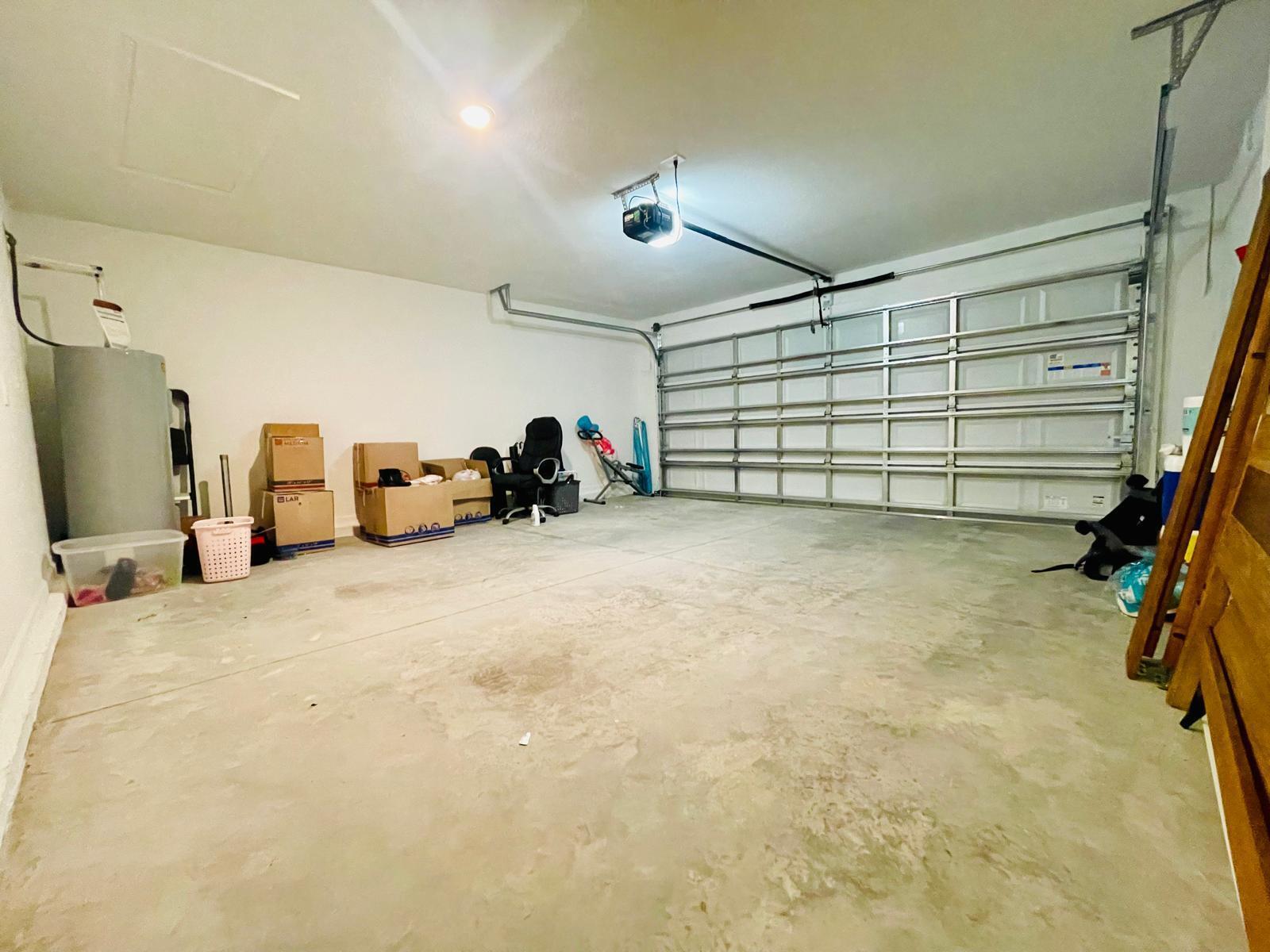 ASTONIA NORTH - Residential Lease
