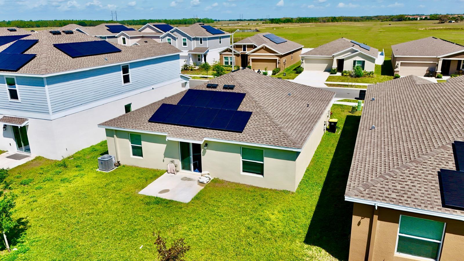ASTONIA NORTH - Residential Lease
