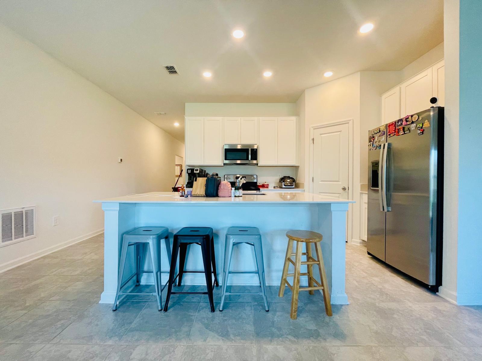 ASTONIA NORTH - Residential Lease