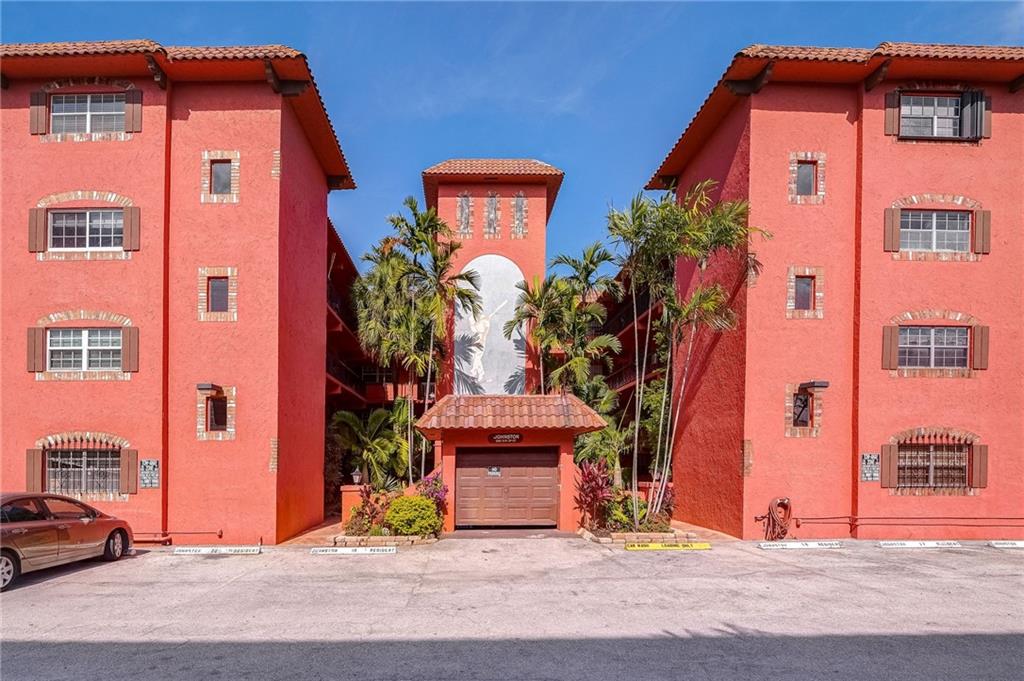 Tennis Club - Residential