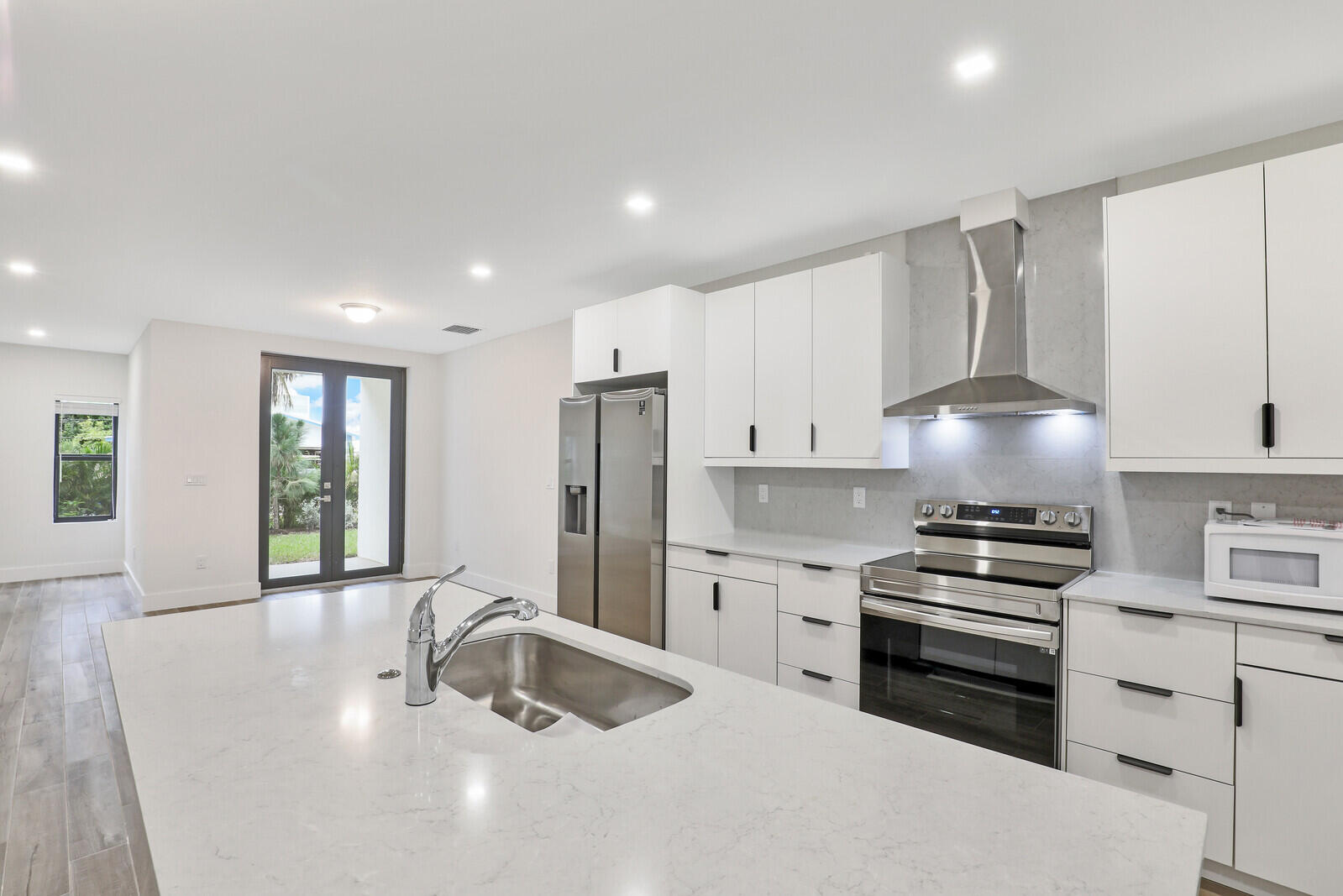 Casa del Sol - West Palm Beach, FL 33406 - Residential Income