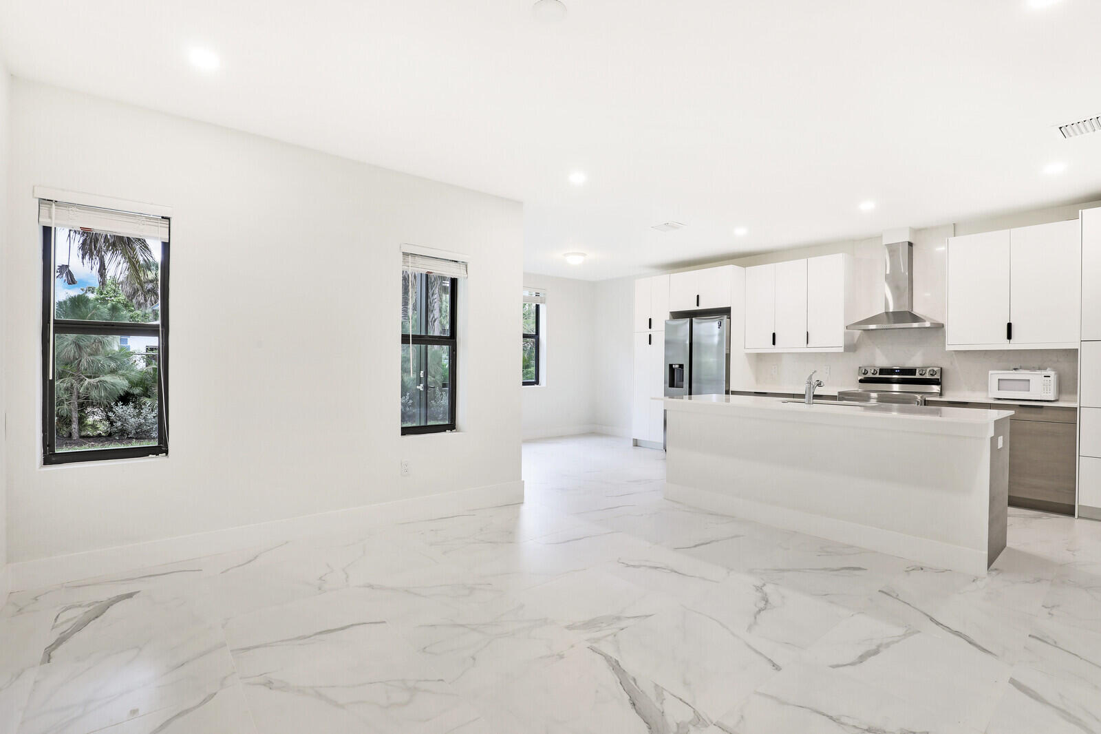 Casa del Sol - West Palm Beach, FL 33406 - Residential Income