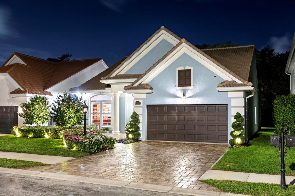 Photo of 105 Princewood Lane, Palm Beach Gardens, FL 33410 (MLS # F10489334)