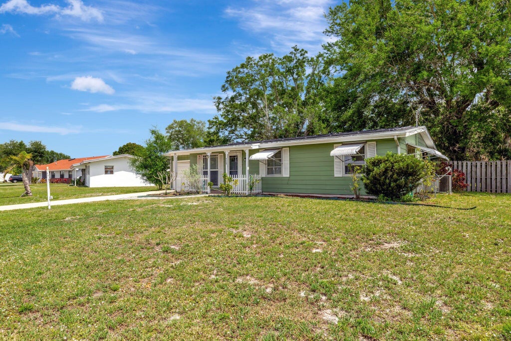 Photo of 775 Sandia Avenue, Port Saint Lucie, FL 34983 (MLS # R11079018)