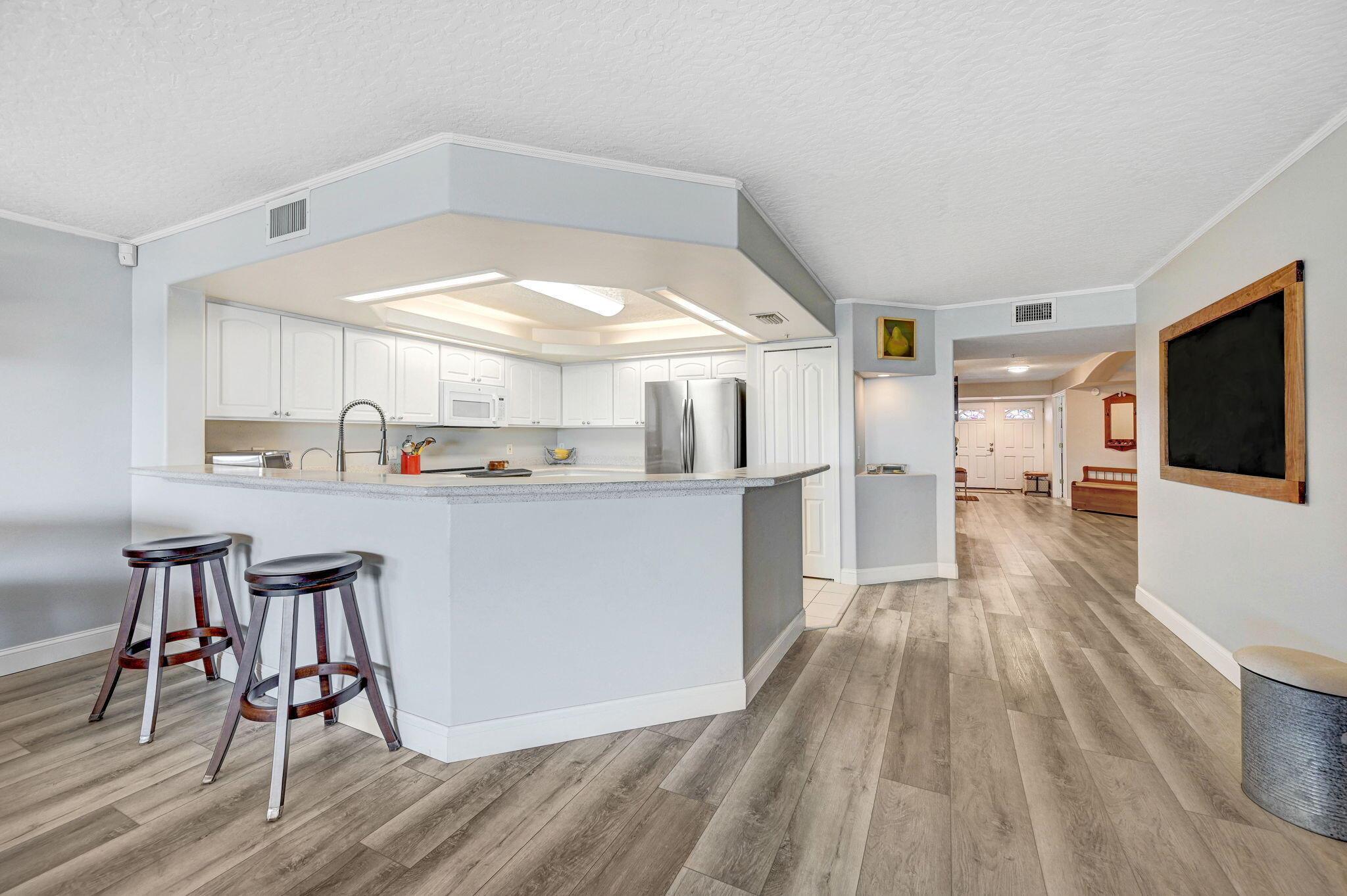 RIVER BEND CONDO - Residential