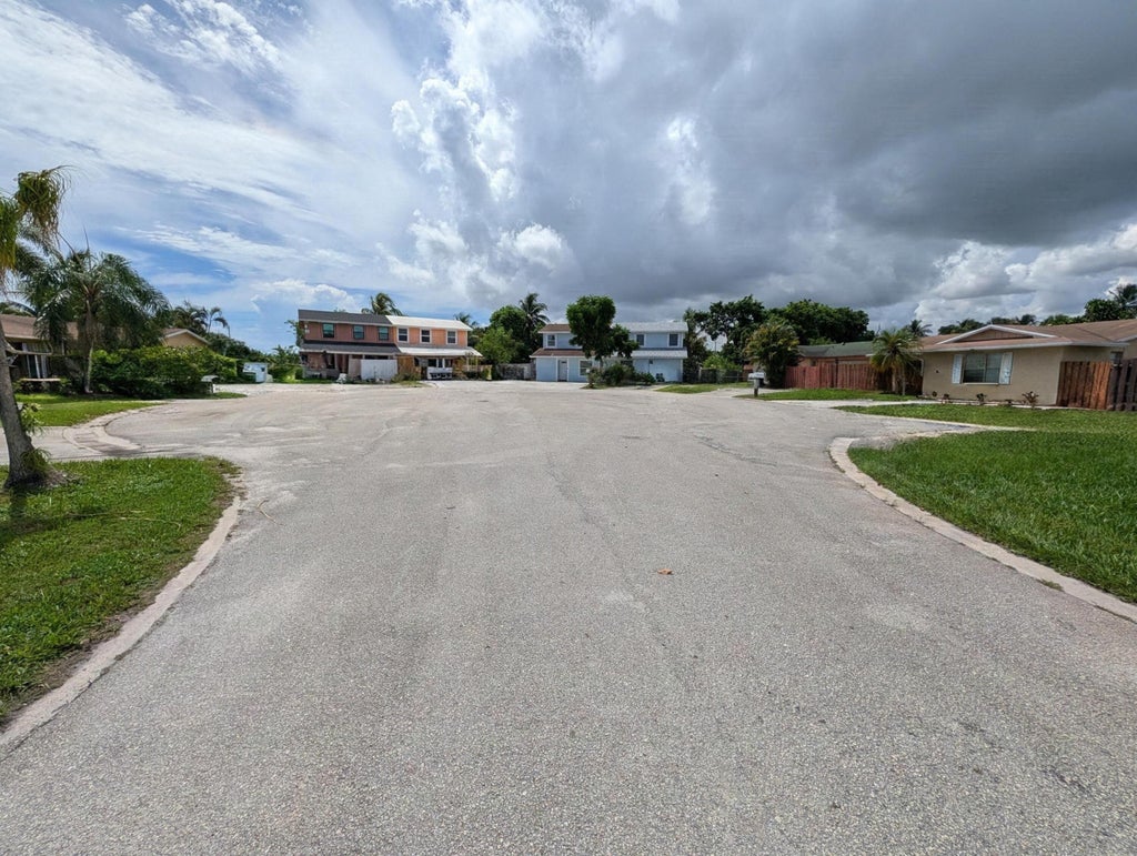 Photo of 8599 CRATER Terrace, West Palm Beach, FL 33403 (MLS # B26078426)