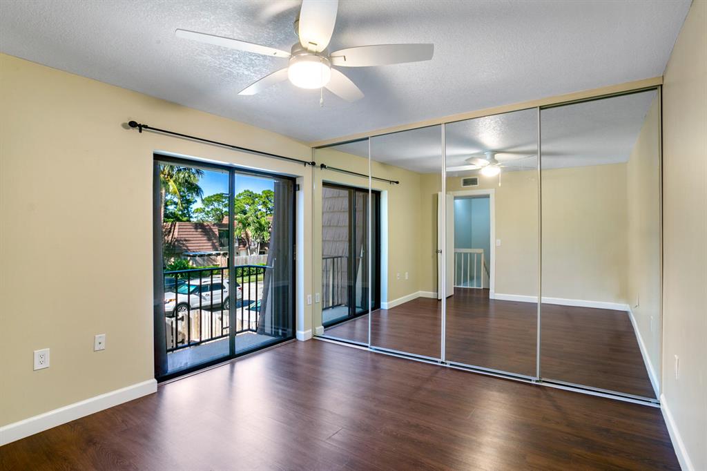 GARDEN LAKES AND GARDEN SQUARE SHOPS - Residential