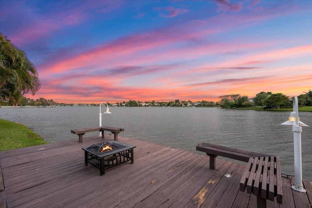 Photo of 1420 Sailboat Circle, Wellington, FL 33414 (MLS # B26009248)