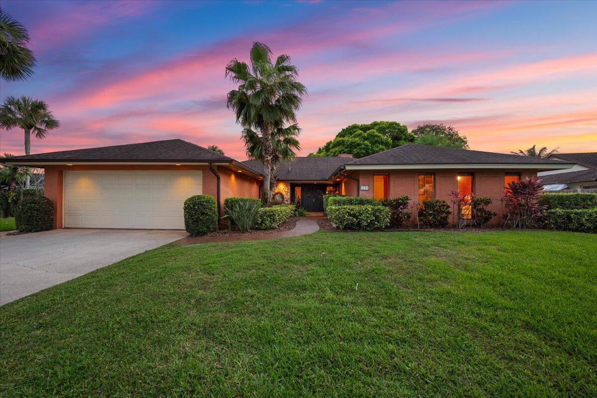 SAILBOAT POINT OF WELLINGTON - Residential