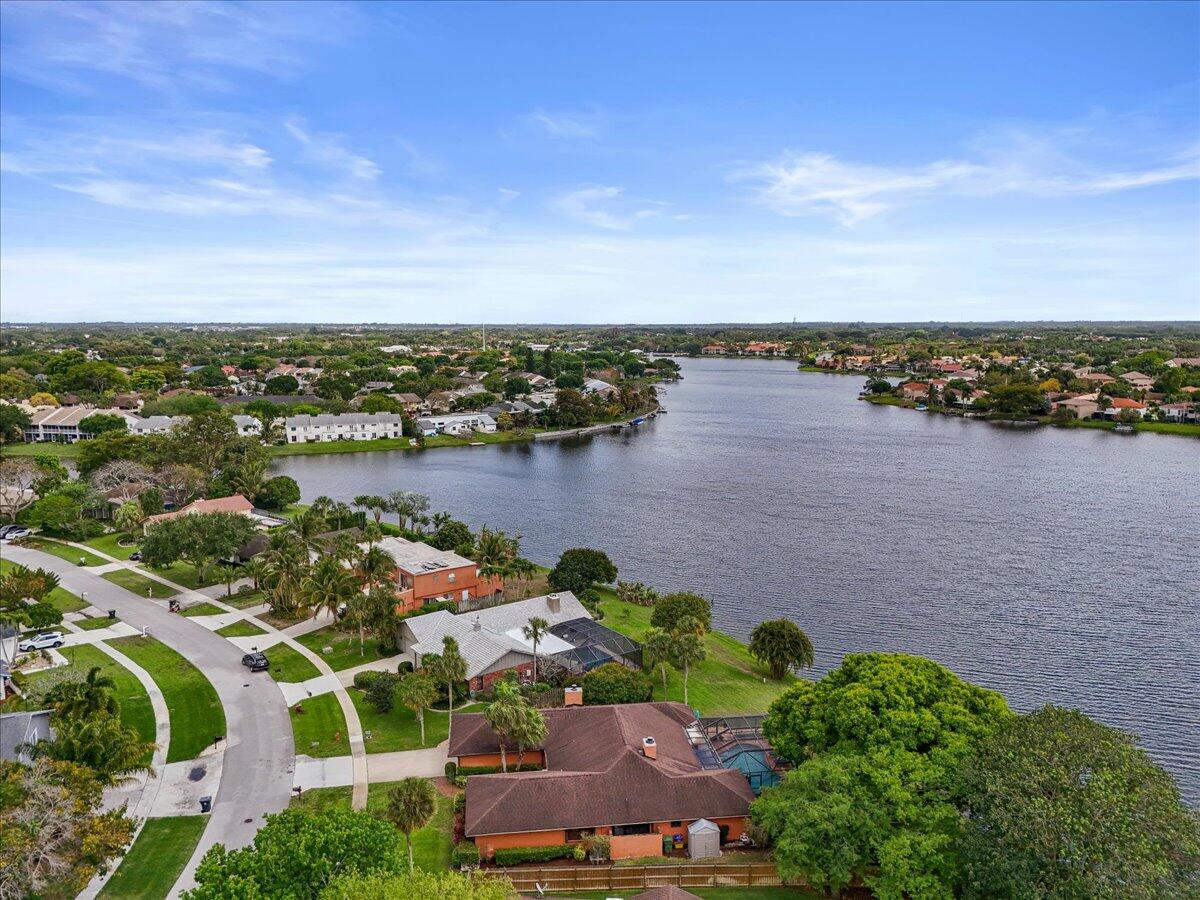 SAILBOAT POINT OF WELLINGTON - Residential