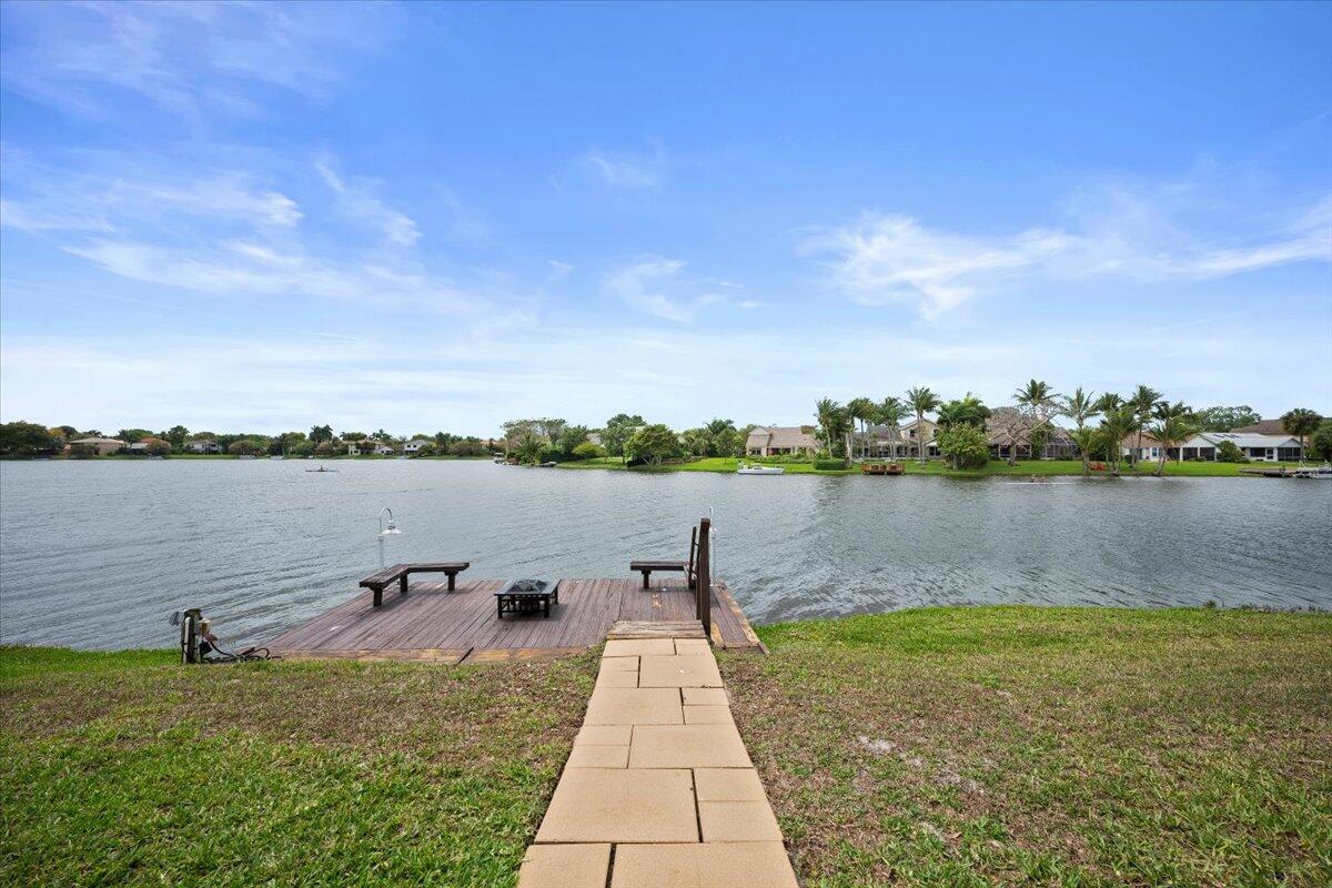 SAILBOAT POINT OF WELLINGTON - Residential