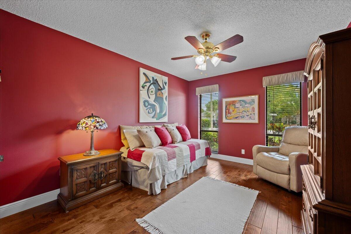 SAILBOAT POINT OF WELLINGTON - Residential