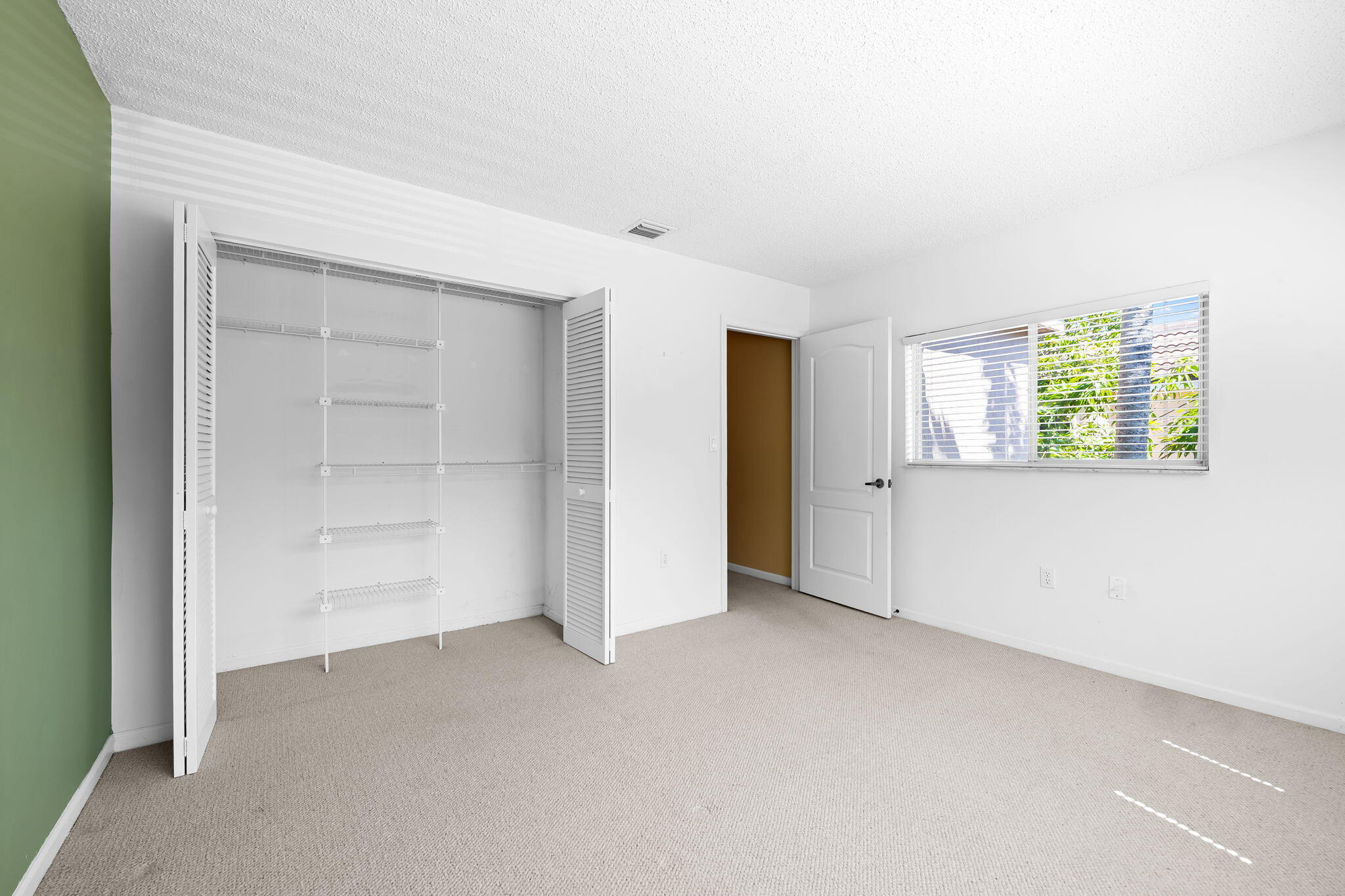 CENTRAL PARK LAKE - Residential