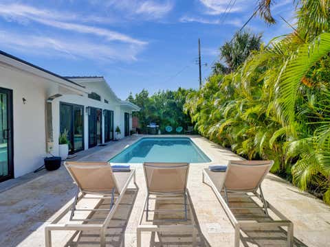 Tiny photo for 5251 NE 26th Avenue, Fort Lauderdale, FL 33308 (MLS # B26048044)
