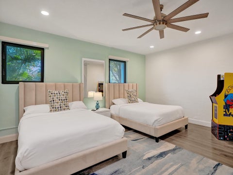 Tiny photo for 5251 NE 26th Avenue, Fort Lauderdale, FL 33308 (MLS # B26048044)