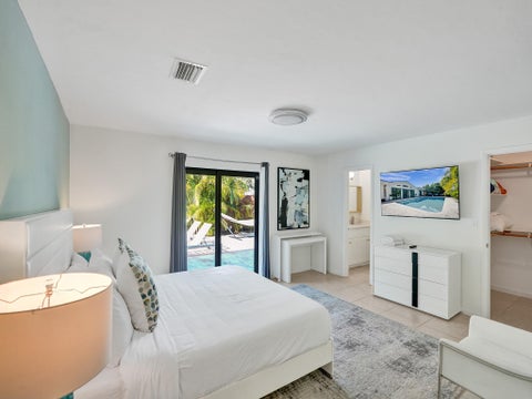 Tiny photo for 5251 NE 26th Avenue, Fort Lauderdale, FL 33308 (MLS # B26048044)