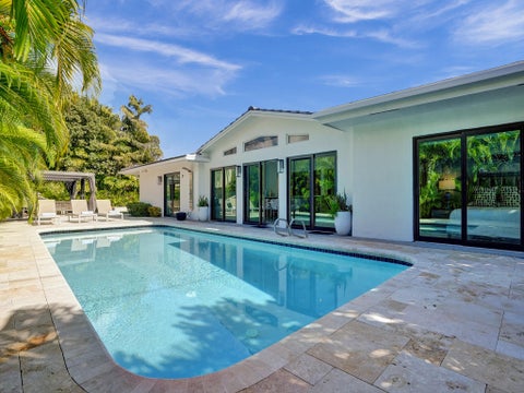Tiny photo for 5251 NE 26th Avenue, Fort Lauderdale, FL 33308 (MLS # B26048044)