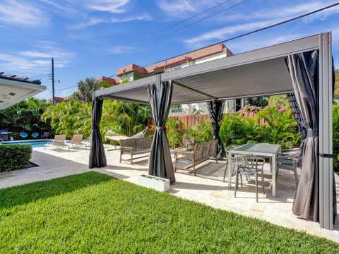 Tiny photo for 5251 NE 26th Avenue, Fort Lauderdale, FL 33308 (MLS # B26048044)