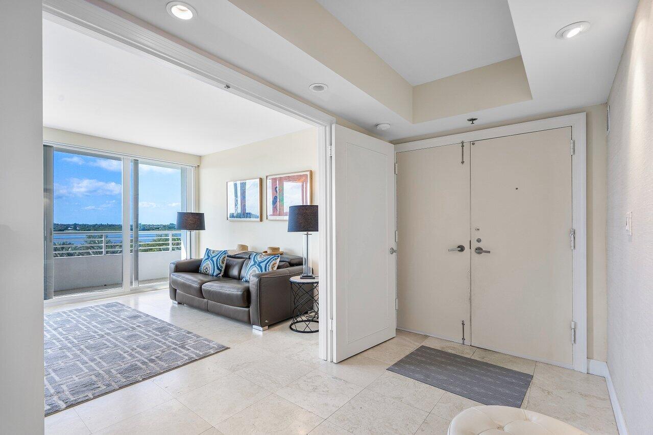 TWENTY SIX HUNDRED CONDO - Residential