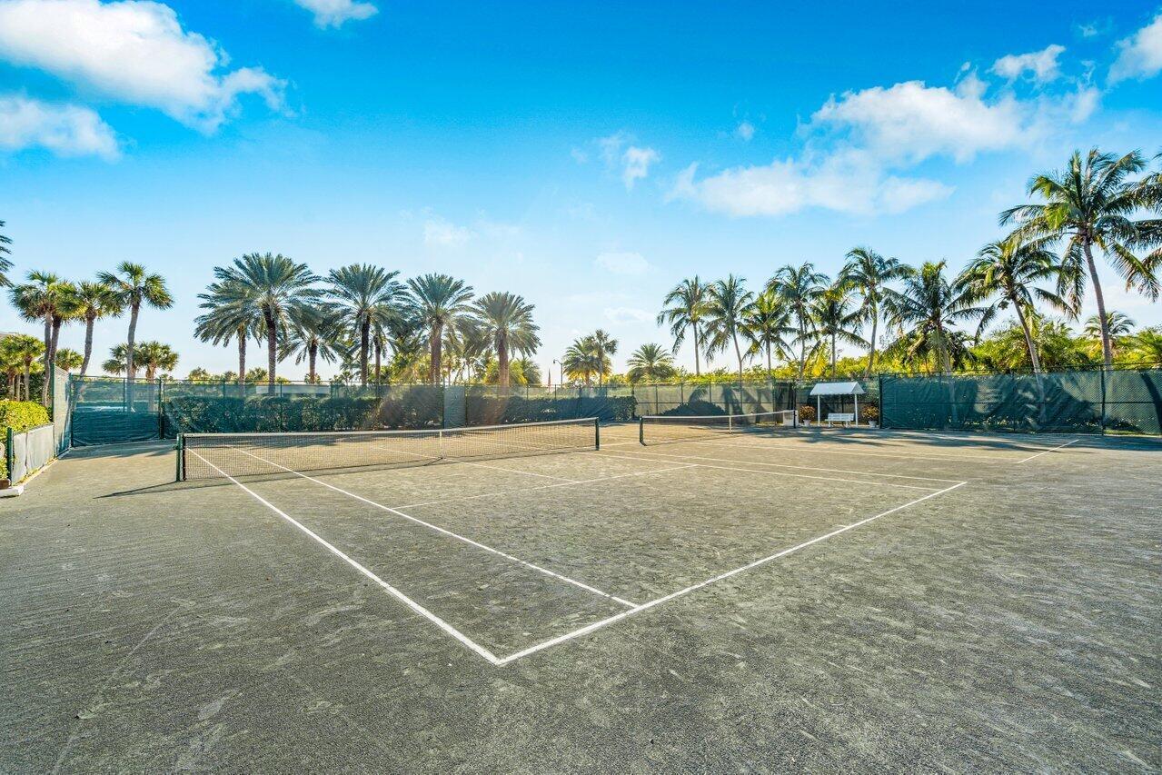 TWENTY SIX HUNDRED CONDO - Residential