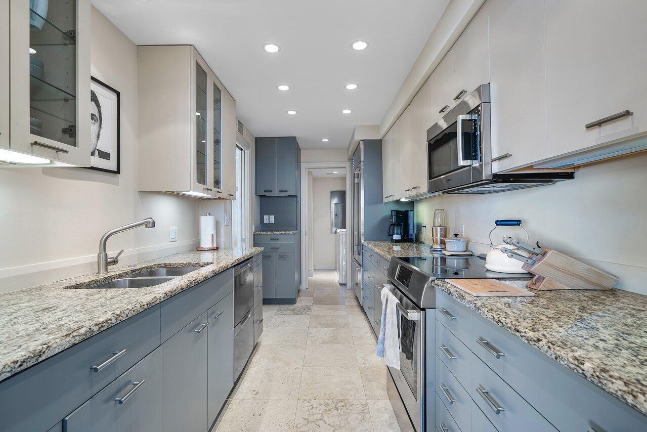 TWENTY SIX HUNDRED CONDO - Residential