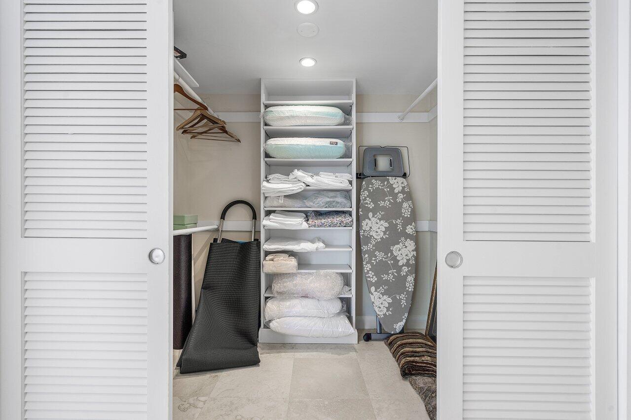 TWENTY SIX HUNDRED CONDO - Residential