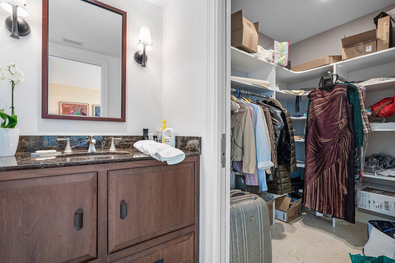 TWENTY SIX HUNDRED CONDO - Residential