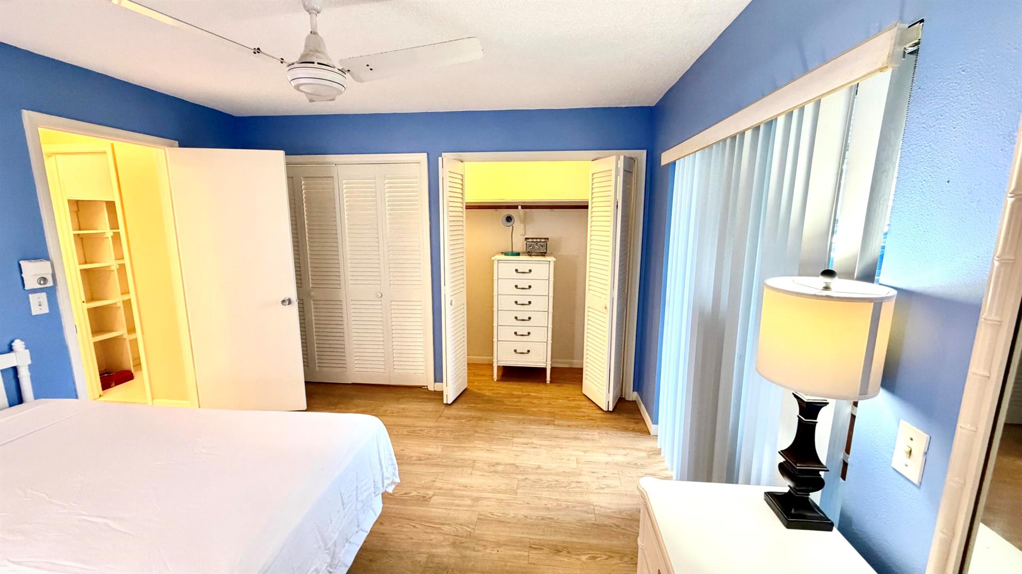 STERLING VILLAGE 480 COND - Residential