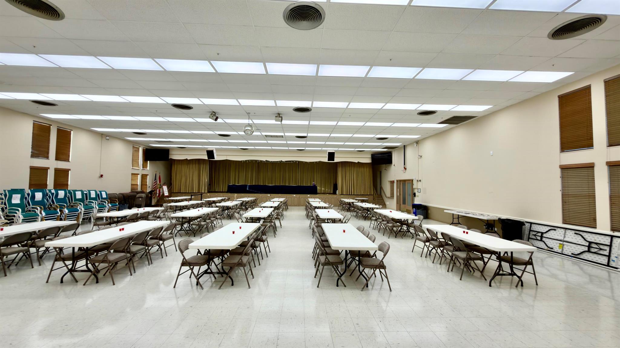 STERLING VILLAGE 480 COND - Residential