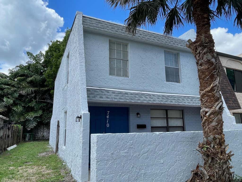 Photo of 7410 NW 75th Street #7410, Tamarac, FL 33321 (MLS # F10447583)
