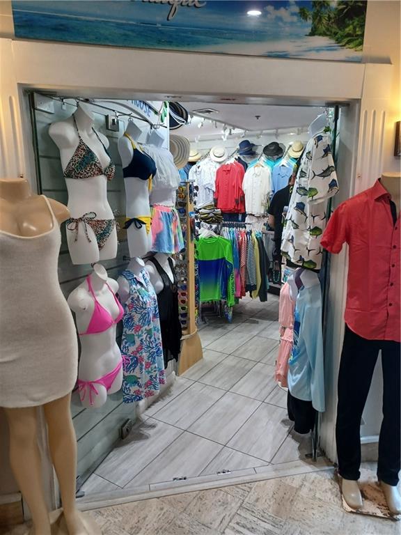 Ocean Manor - Residential