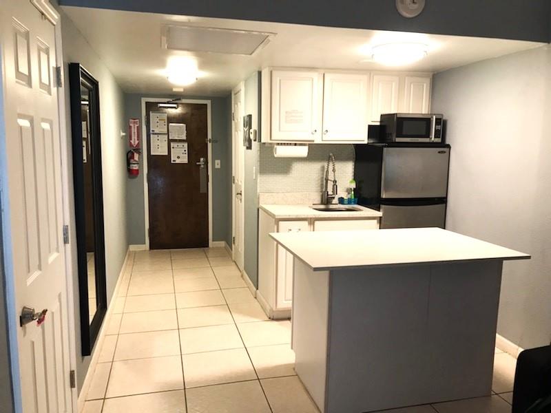 Ocean Manor - Residential