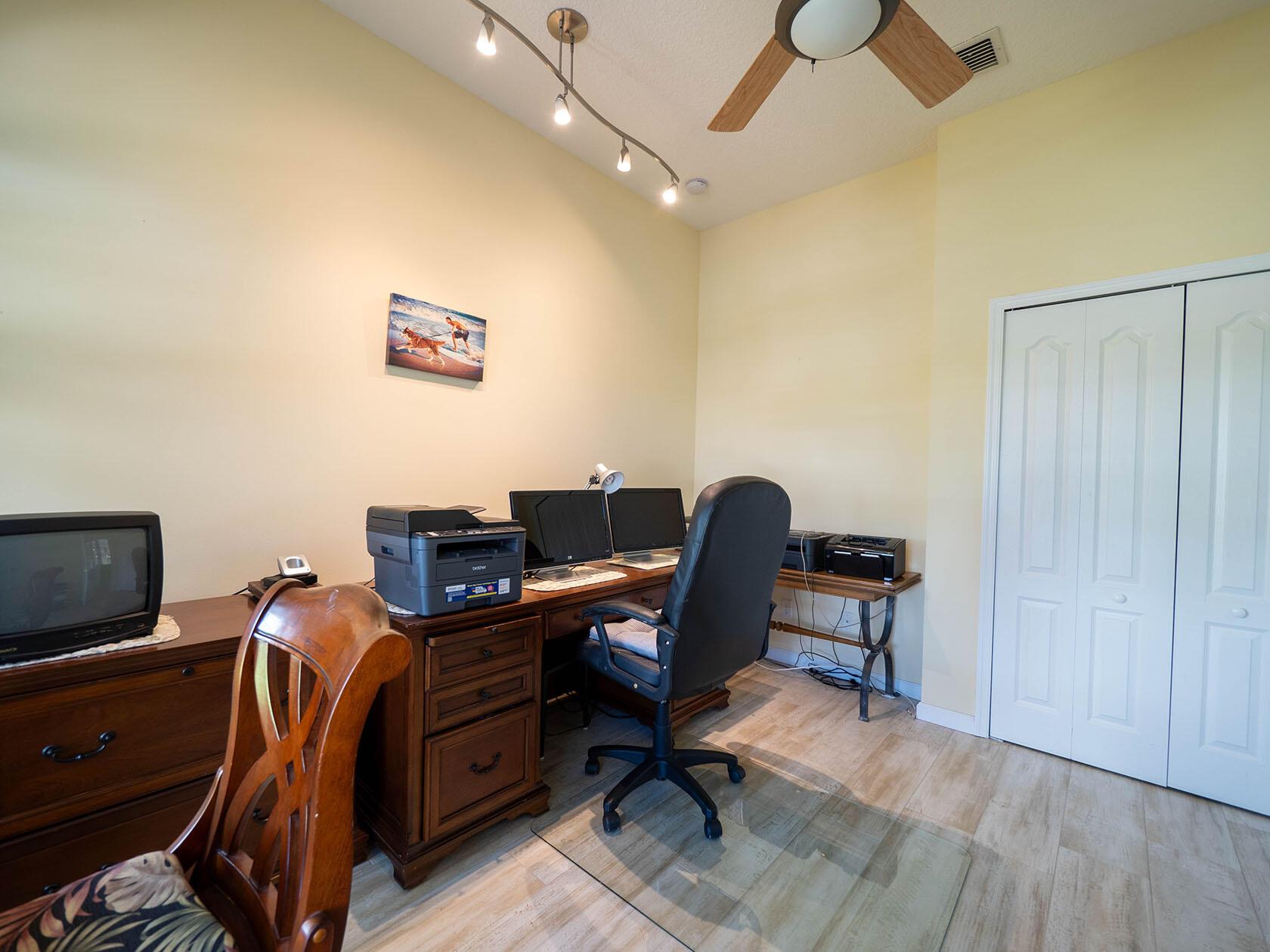 JENSEN BEACH COUNTRY CLUB PLAT NO. 9 - Residential