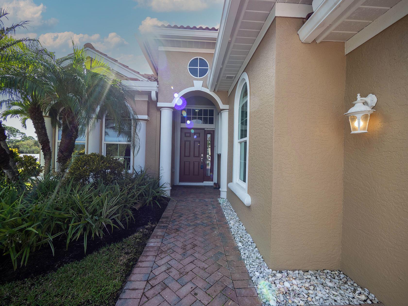 JENSEN BEACH COUNTRY CLUB PLAT NO. 9 - Residential