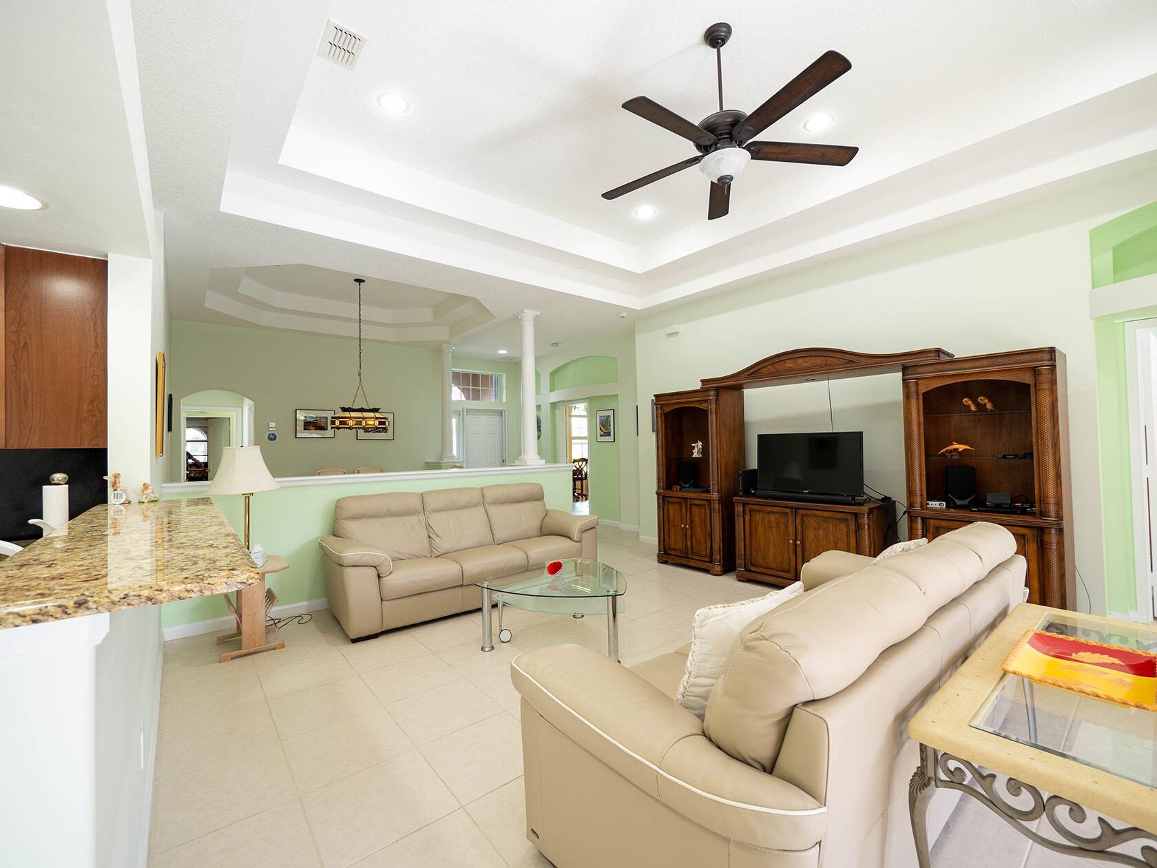 JENSEN BEACH COUNTRY CLUB PLAT NO. 9 - Residential