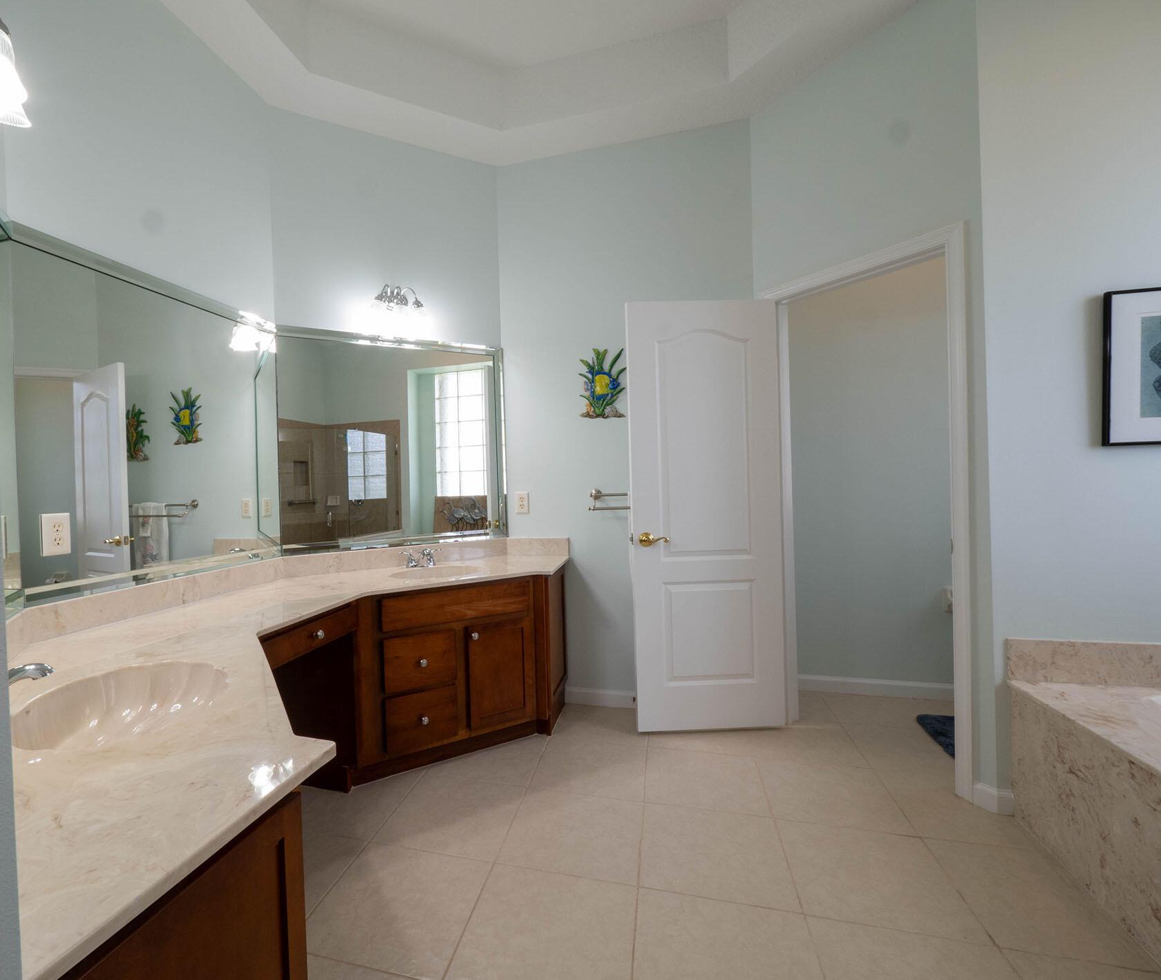 JENSEN BEACH COUNTRY CLUB PLAT NO. 9 - Residential