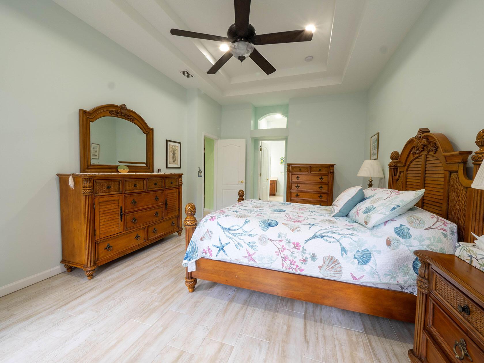 JENSEN BEACH COUNTRY CLUB PLAT NO. 9 - Residential